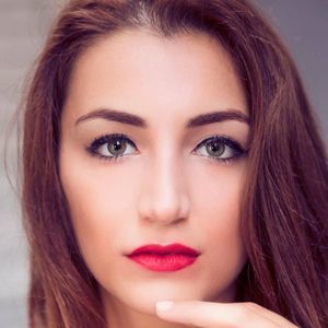 Meet your Posher, Guly